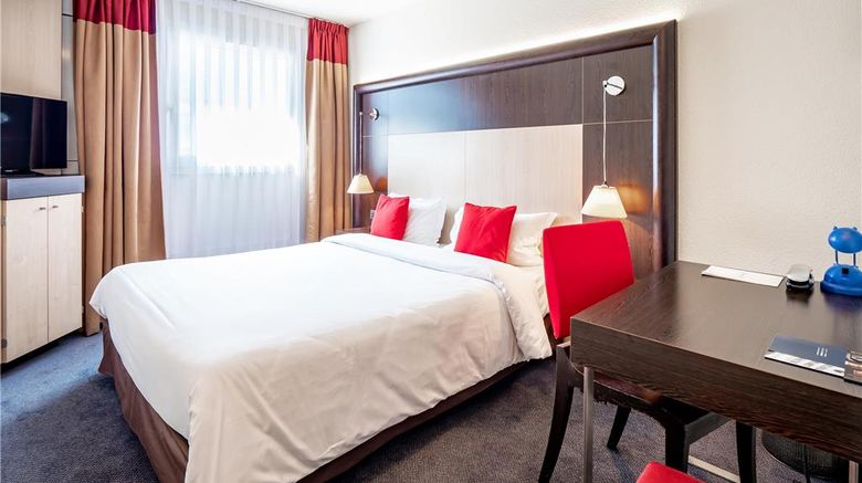 <b>Hotel de Bonlieu Room</b>. Images powered by <a href="https://iceportal.shijigroup.com/" title="IcePortal" target="_blank">IcePortal</a>.