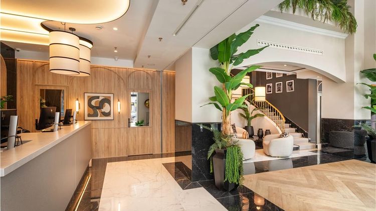 Catalonia Plaza Espana Hotel & Spa Lobby