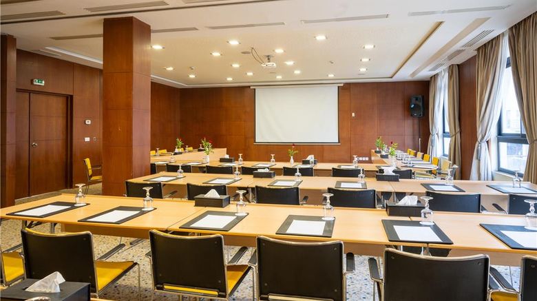 <b>Concorde Sfax Centre Meeting</b>. Images powered by <a href="https://iceportal.shijigroup.com/" title="IcePortal" target="_blank">IcePortal</a>.