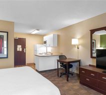 Suburban Studios Exton Room