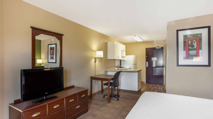 Suburban Studios Exton Room