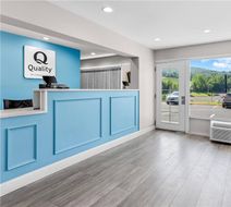 Quality Inn Lexington Lobby