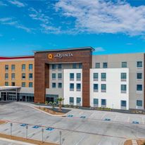 La Quinta Inn & Suites Eagle Pass