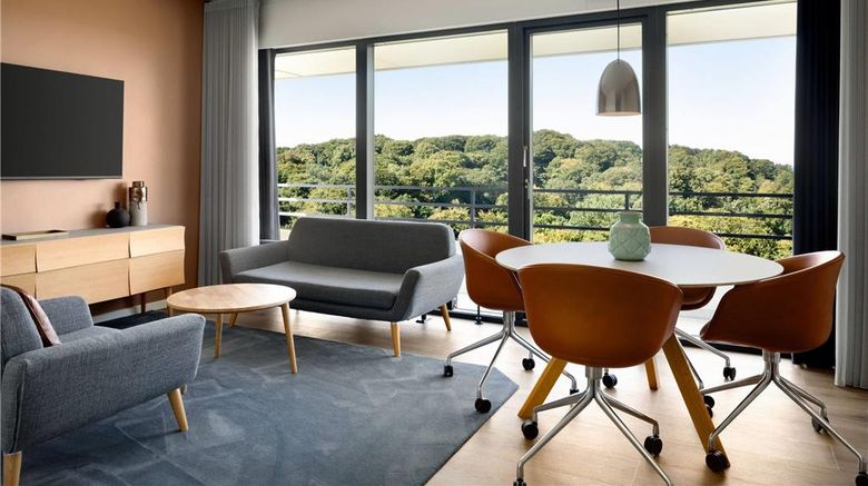 <b>Comwell Hvide Huis Suite</b>. Images powered by <a href="https://iceportal.shijigroup.com/" title="IcePortal" target="_blank">IcePortal</a>.