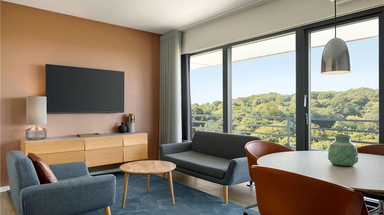 <b>Comwell Hvide Huis Suite</b>. Images powered by <a href="https://iceportal.shijigroup.com/" title="IcePortal" target="_blank">IcePortal</a>.