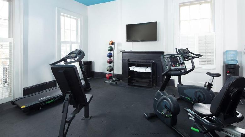 <b>Maison St Charles Health</b>. Images powered by <a href="https://iceportal.shijigroup.com/" title="IcePortal" target="_blank">IcePortal</a>.