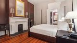 Maison St Charles Suite