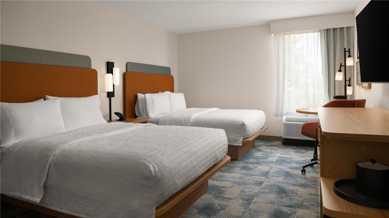 <b>Hampton Inn Philadelphia Intl Airport Room</b>. Images powered by <a href="https://iceportal.shijigroup.com/" title="IcePortal" target="_blank">IcePortal</a>.