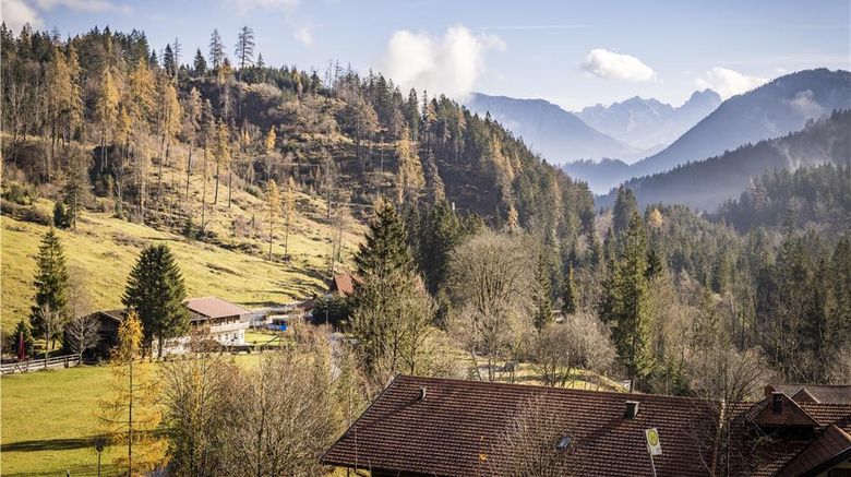 <b>Feuriger Tatzlwurm Berghotel & Spa, BW S Other</b>. Images powered by <a href="https://iceportal.shijigroup.com/" title="IcePortal" target="_blank">IcePortal</a>.