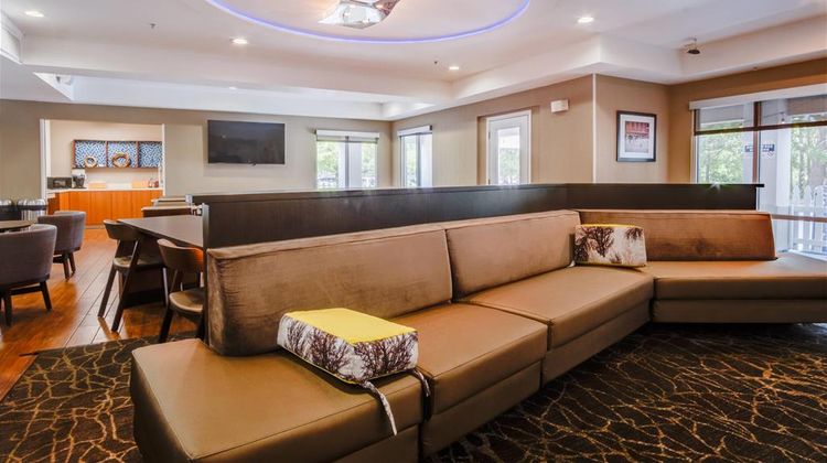 Country Inn & Suites Savannah Southside Lobby