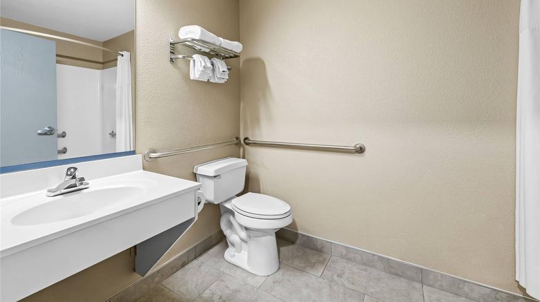 <b>Rodeway Inn Rochester Webster Room</b>. Images powered by <a href="https://iceportal.shijigroup.com/" title="IcePortal" target="_blank">IcePortal</a>.