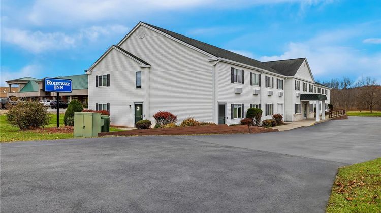 Rodeway Inn Rochester Webster Exterior