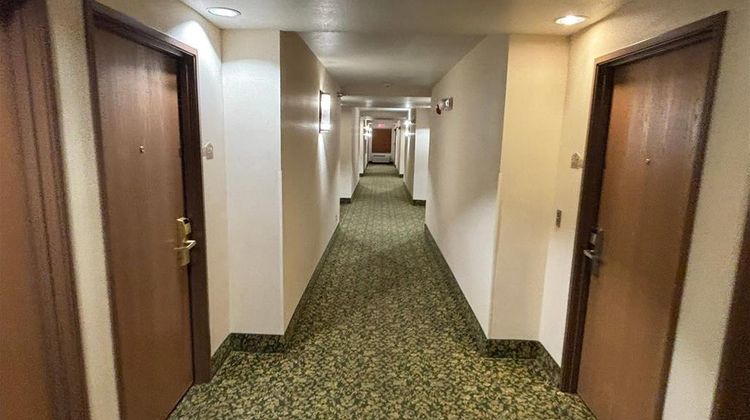 Quality Inn & Suites Bethany Other