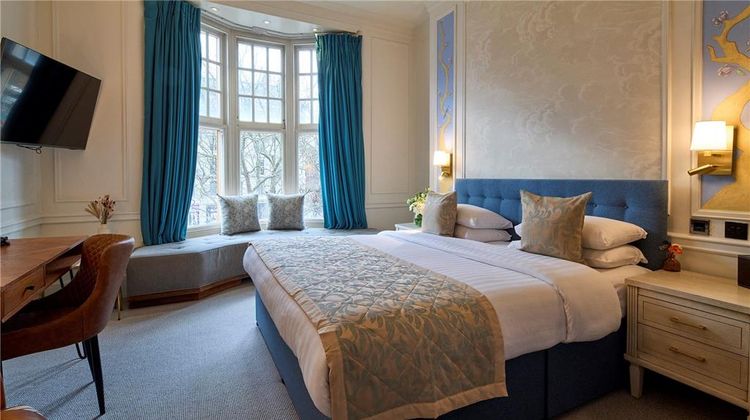 Sloane Square Hotel Room