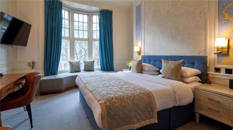 <b>Sloane Square Hotel Room</b>. Images powered by <a href="https://iceportal.shijigroup.com/" title="IcePortal" target="_blank">IcePortal</a>.