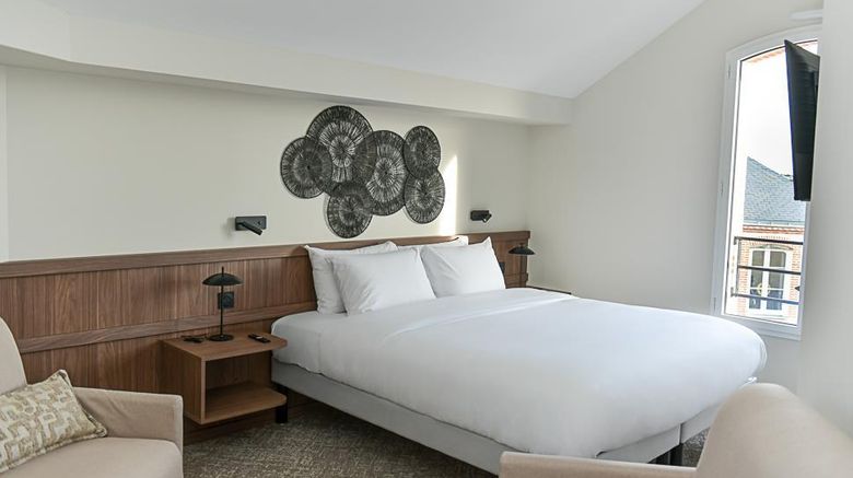 <b>Hotel de la Gare Logis Room</b>. Images powered by <a href="https://iceportal.shijigroup.com/" title="IcePortal" target="_blank">IcePortal</a>.