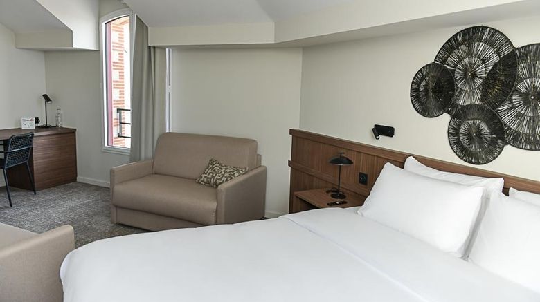 <b>Hotel de la Gare Logis Room</b>. Images powered by <a href="https://iceportal.shijigroup.com/" title="IcePortal" target="_blank">IcePortal</a>.