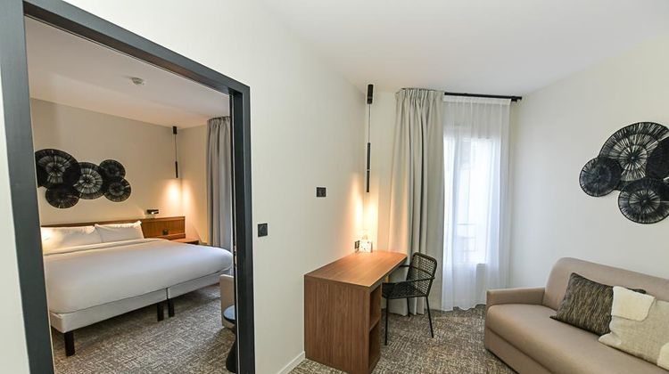Hotel de la Gare Logis Suite