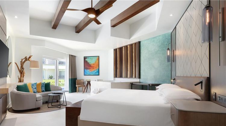 Hyatt Vivid Playa del Carmen Suite