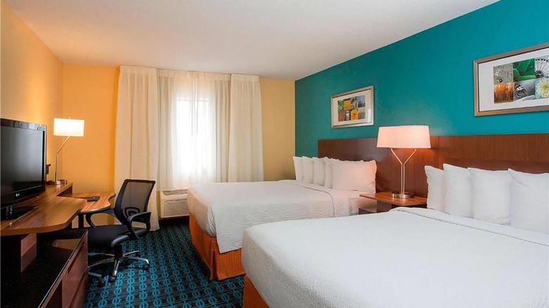 <b>Wingate by Wyndham Oshkosh Room</b>. Images powered by <a href="https://iceportal.shijigroup.com/" title="IcePortal" target="_blank">IcePortal</a>.