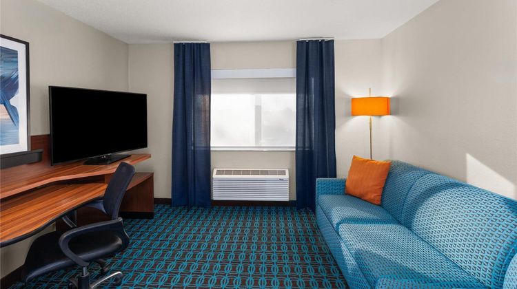 Wingate by Wyndham Oshkosh Suite