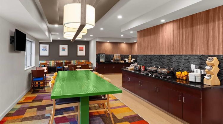 Wingate by Wyndham Oshkosh Other