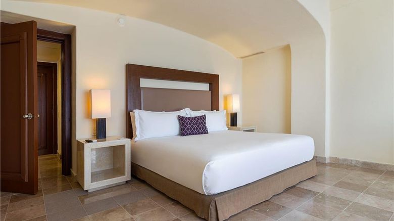 <b>Camino Real Acapulco Diamante Suite</b>. Images powered by <a href="https://iceportal.shijigroup.com/" title="IcePortal" target="_blank">IcePortal</a>.