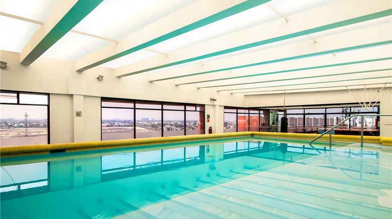 <b>Camino Real Mexico Aeropuerto Pool</b>. Images powered by <a href="https://iceportal.shijigroup.com/" title="IcePortal" target="_blank">IcePortal</a>.