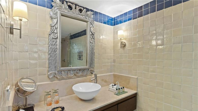<b>Quinta Real Puebla Suite</b>. Images powered by <a href="https://iceportal.shijigroup.com/" title="IcePortal" target="_blank">IcePortal</a>.