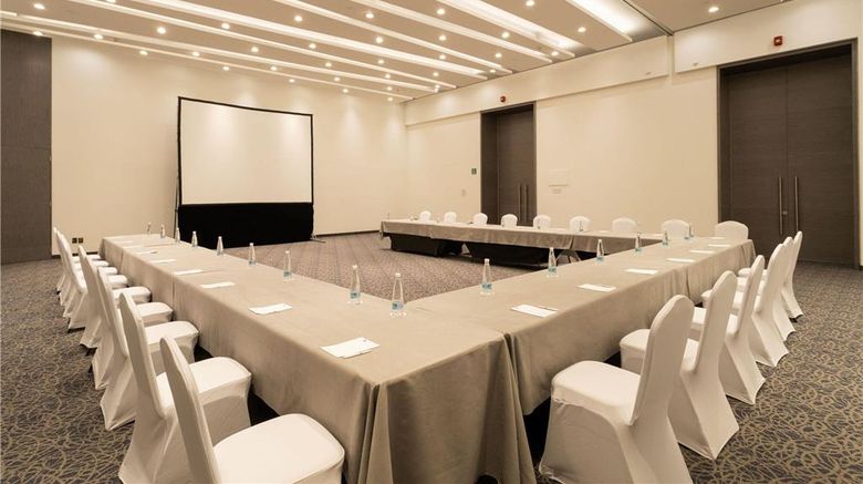 <b>Camino Real Fashion Drive Monterrey Ballroom</b>. Images powered by <a href="https://iceportal.shijigroup.com/" title="IcePortal" target="_blank">IcePortal</a>.
