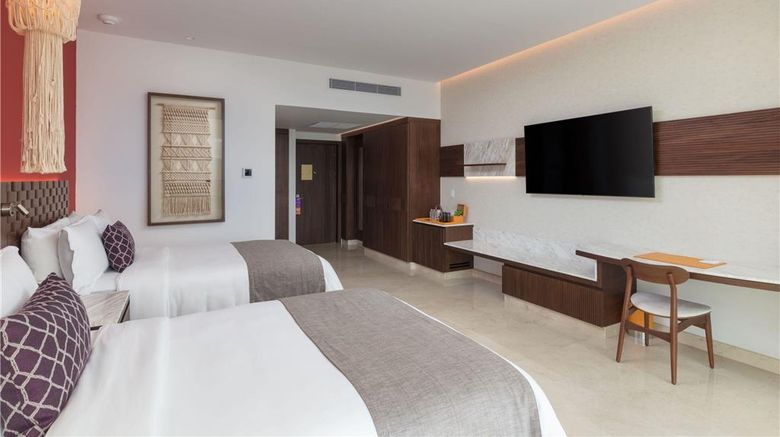 <b>Camino Real Merida Room</b>. Images powered by <a href="https://iceportal.shijigroup.com/" title="IcePortal" target="_blank">IcePortal</a>.