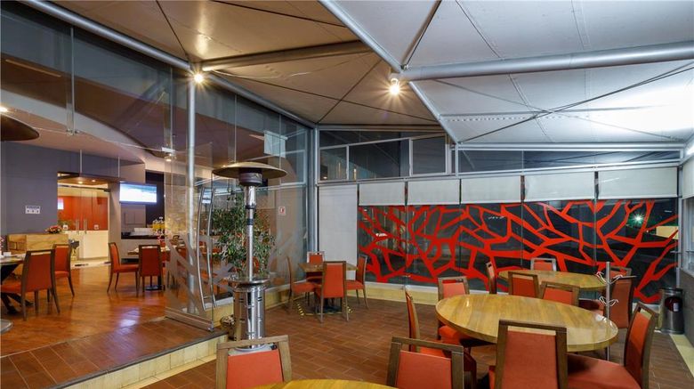<b>Camino Real Pachuca Restaurant</b>. Images powered by <a href="https://iceportal.shijigroup.com/" title="IcePortal" target="_blank">IcePortal</a>.