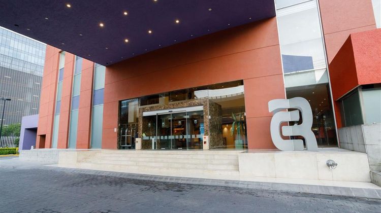 Camino Real Pedregal Lobby