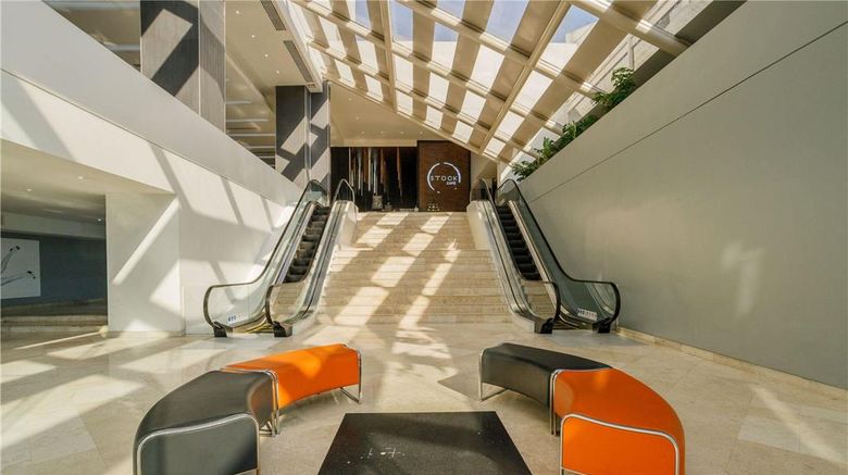 <b>Real Inn Tijuana Lobby</b>. Images powered by <a href="https://iceportal.shijigroup.com/" title="IcePortal" target="_blank">IcePortal</a>.