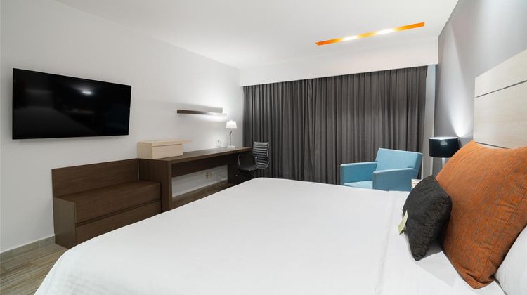 Real Inn Perinorte Room