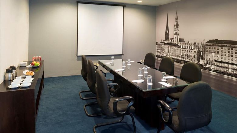 <b>Real Inn Nuevo Laredo Meeting</b>. Images powered by <a href="https://iceportal.shijigroup.com/" title="IcePortal" target="_blank">IcePortal</a>.