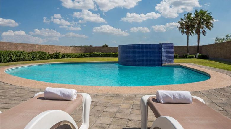 <b>Real Inn Nuevo Laredo Pool</b>. Images powered by <a href="https://iceportal.shijigroup.com/" title="IcePortal" target="_blank">IcePortal</a>.