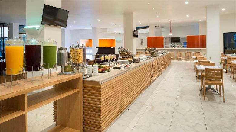 <b>Real Inn Mexicali Restaurant</b>. Images powered by <a href="https://iceportal.shijigroup.com/" title="IcePortal" target="_blank">IcePortal</a>.