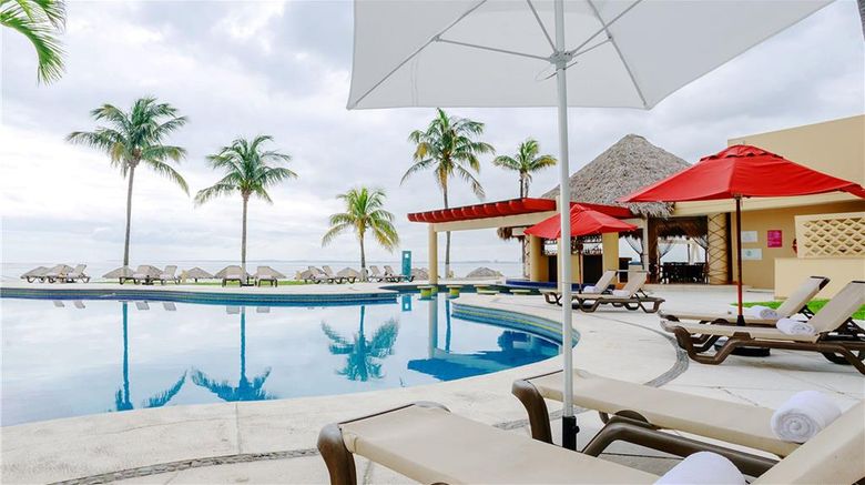 <b>Camino Real Veracruz Pool</b>. Images powered by <a href="https://iceportal.shijigroup.com/" title="IcePortal" target="_blank">IcePortal</a>.