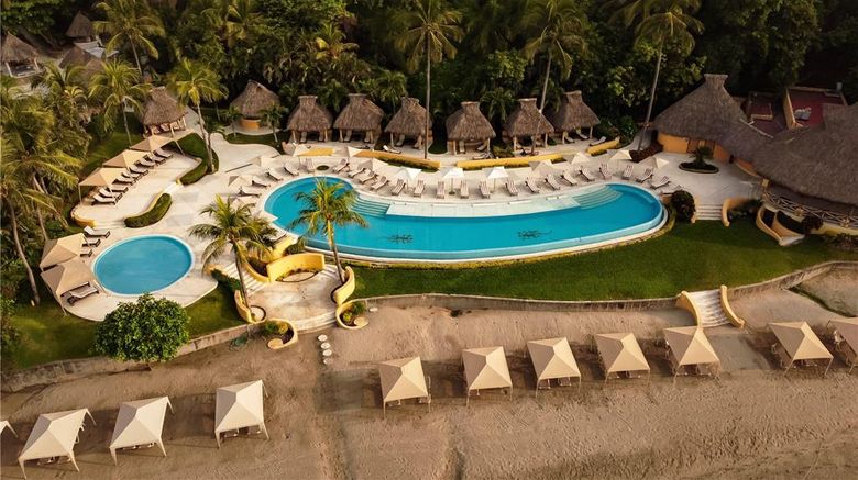 <b>Quinta Real Acapulco Pool</b>. Images powered by <a href="https://iceportal.shijigroup.com/" title="IcePortal" target="_blank">IcePortal</a>.
