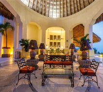 Quinta Real Acapulco Lobby