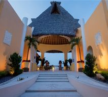 Quinta Real Acapulco Lobby