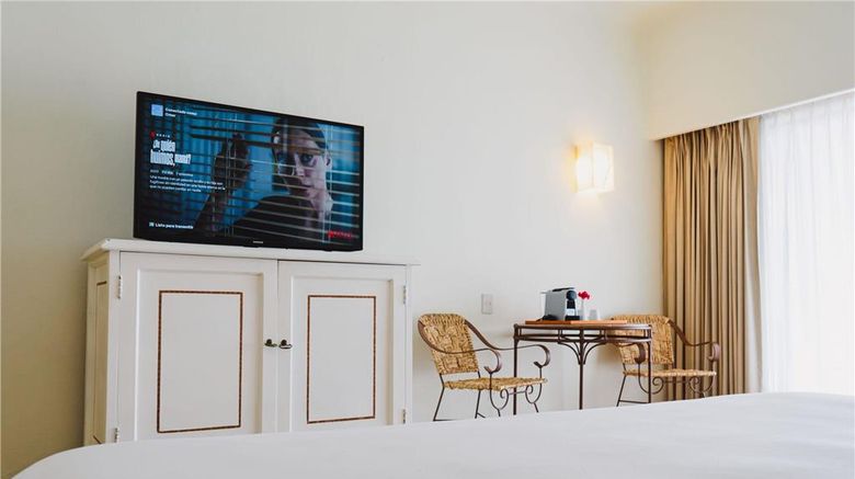 <b>Camino Real Zaashila Huatulco Room</b>. Images powered by <a href="https://iceportal.shijigroup.com/" title="IcePortal" target="_blank">IcePortal</a>.