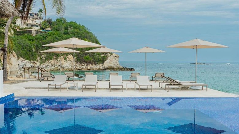 <b>Camino Real Zaashila Huatulco Restaurant</b>. Images powered by <a href="https://iceportal.shijigroup.com/" title="IcePortal" target="_blank">IcePortal</a>.