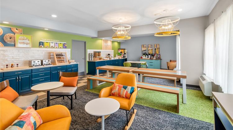 Spark by Hilton Dayton Fairborn Restaurant