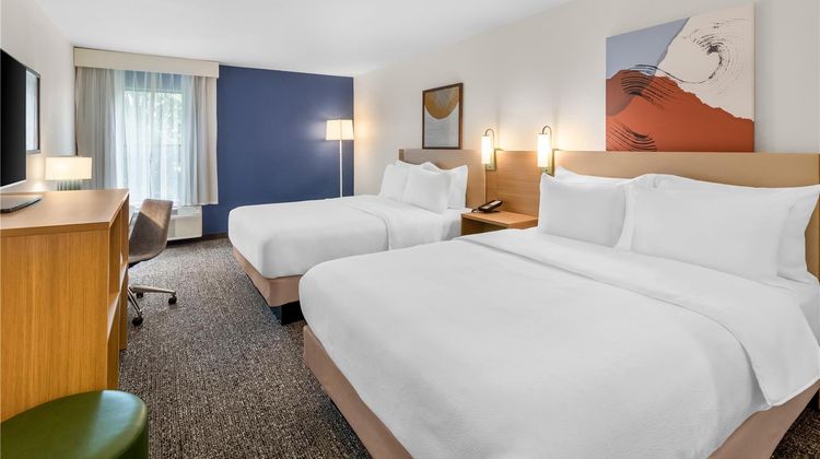 Spark by Hilton Dayton Fairborn Room