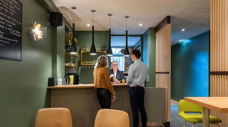 Valpre Hotel Restaurant