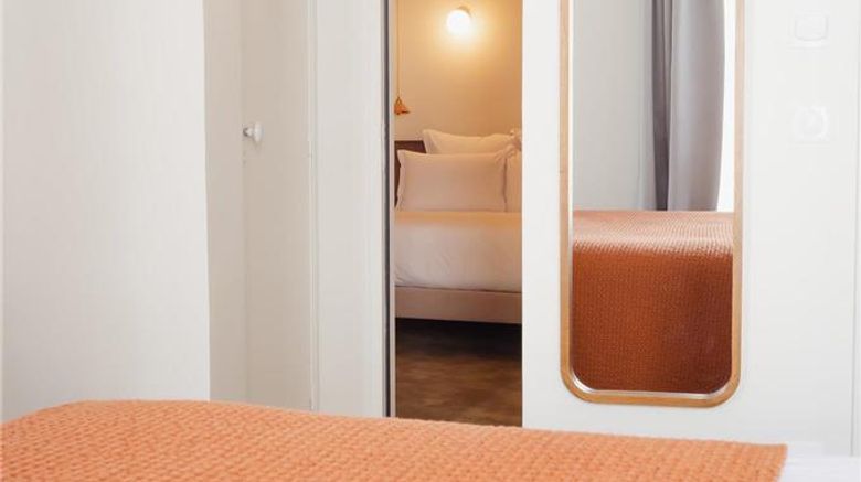 <b>Hotel Camelia International Room</b>. Images powered by <a href="https://iceportal.shijigroup.com/" title="IcePortal" target="_blank">IcePortal</a>.