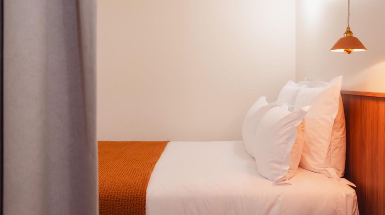 <b>Hotel Camelia International Room</b>. Images powered by <a href="https://iceportal.shijigroup.com/" title="IcePortal" target="_blank">IcePortal</a>.
