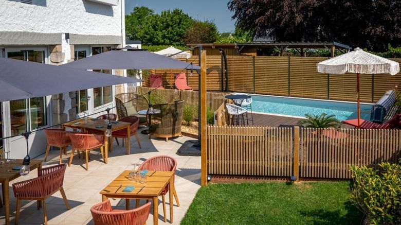 <b>Brit Hotel La Croix Blanche Pool</b>. Images powered by <a href="https://iceportal.shijigroup.com/" title="IcePortal" target="_blank">IcePortal</a>.